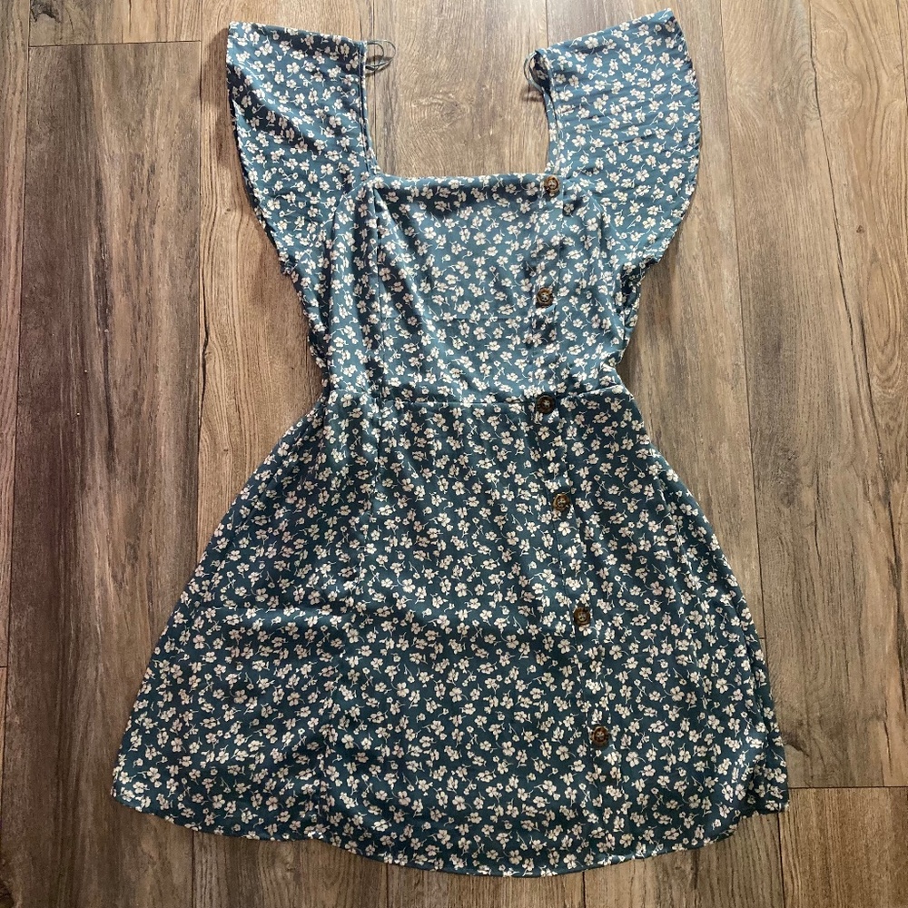 Sienna Sky Green Floral Square Neck Dress